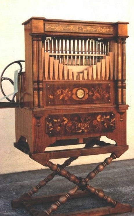 orgue-de-barbarie-maestro-le-ludion-a-trompettes-trois-jeux (7)